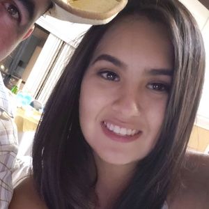 Meet your Posher, Elizabeth